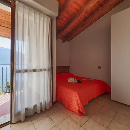 Apartment 2-bedroom Lakeview At The *