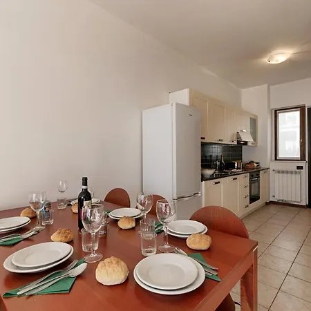 Apartment 2-bedroom Lakeview At The Acquaseria
