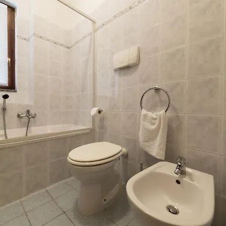 2-bedroom Lakeview At The Apartment